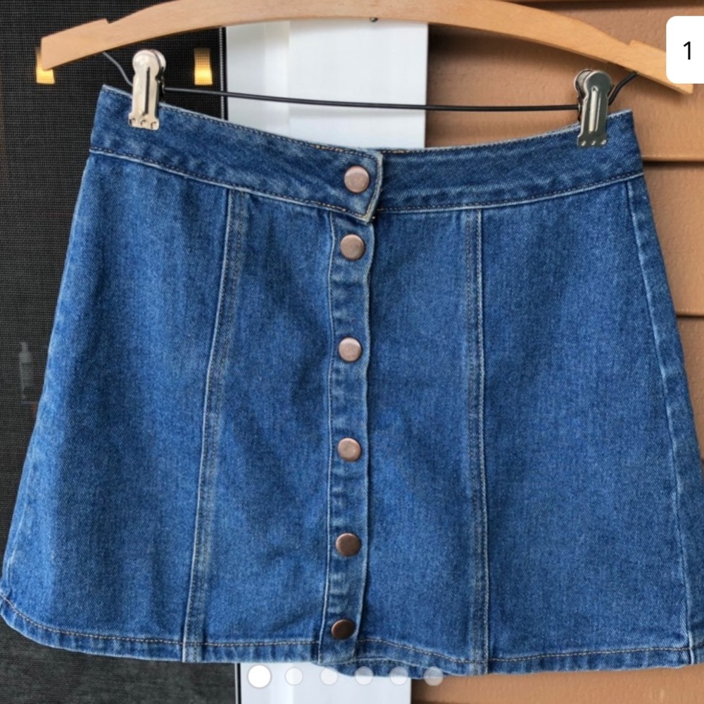 BRANDY MELVILLE dark denim button up skirt